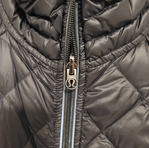 Lululemon Jacket - Picture 2 of 4